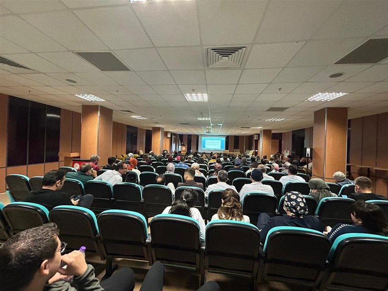 Burdur İl Sağlık Müdürlüğü'nden Sağlık Çalışanlarına Mesleki Sorumluluk Eğitimi - Görsel 4