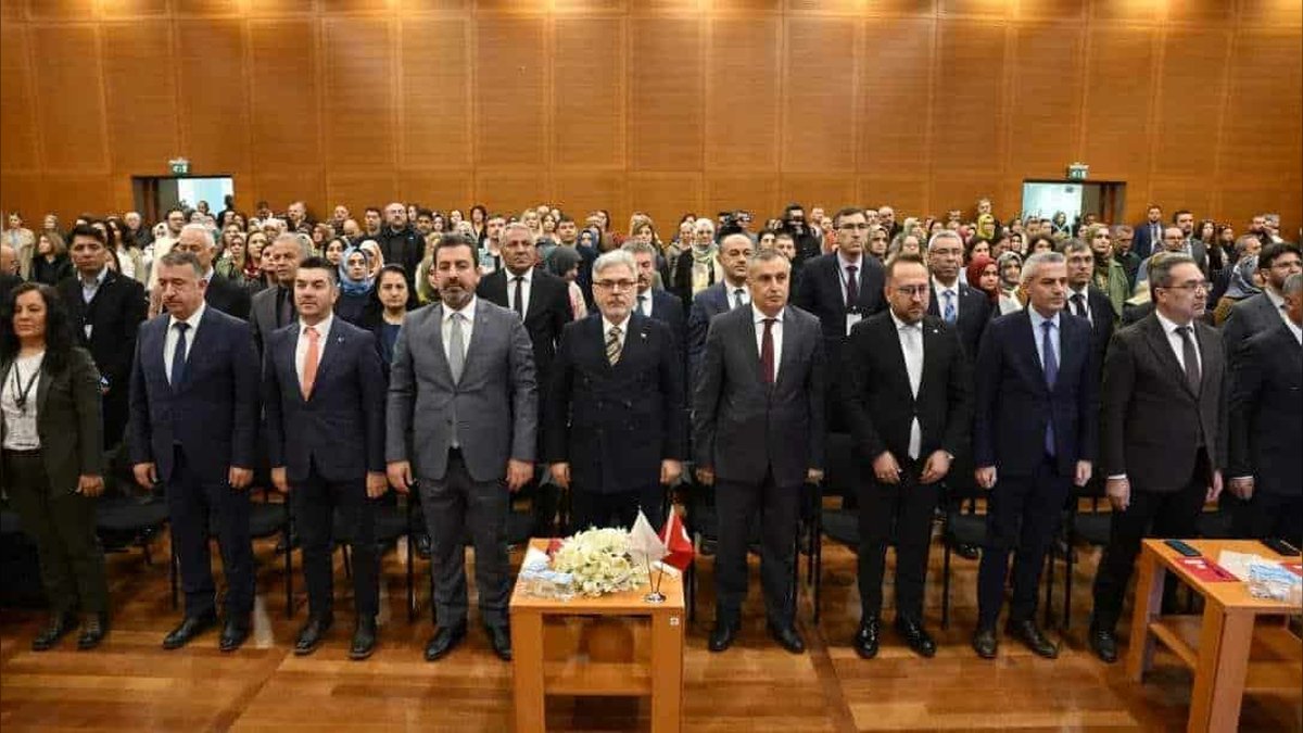 Bursa'da Eğitimde Dönüşüm Atölyeleri Başladı: Öğretmenlerin Uygulama Becerileri Güçleniyor