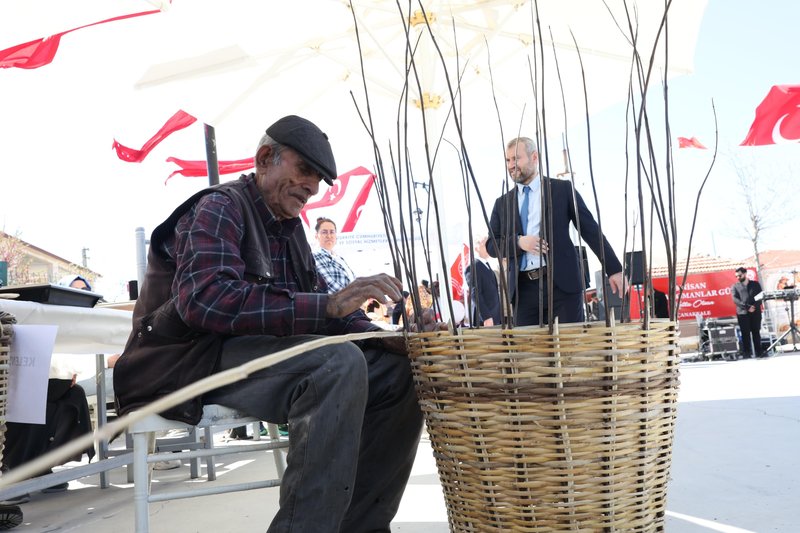 Çanakkale Valiliği'nden 'Usta Ellerde Yaşayan Miras' Projesi Lansmanı - Görsel 3