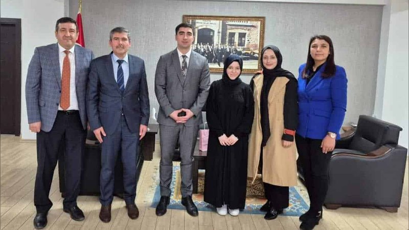 Dinar İlçe Milli Eğitim'den Hafızlık Bölge Üçüncüsü Öğrenciye Ziyaret