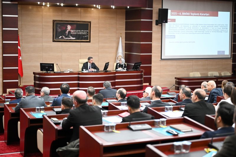 Erzurum Valiliği'nden Bağımlılıkla Mücadele Toplantısı: Vali Baruş'tan Önemli Açıklamalar - Görsel 2