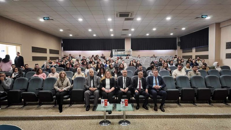 Eskişehir İl Milli Eğitim Müdürlüğü'nden Türkiye Yüzyılı Maarif Modeli Fen Bilimleri Zirvesi - Görsel 3