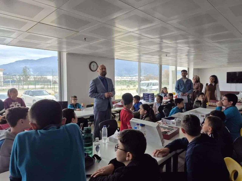 Kaş'ta Akıl ve Zeka Oyunları Turnuvası Tamamlandı, Dereceye Girenler İl Birinciliğine Gidiyor - Görsel 2