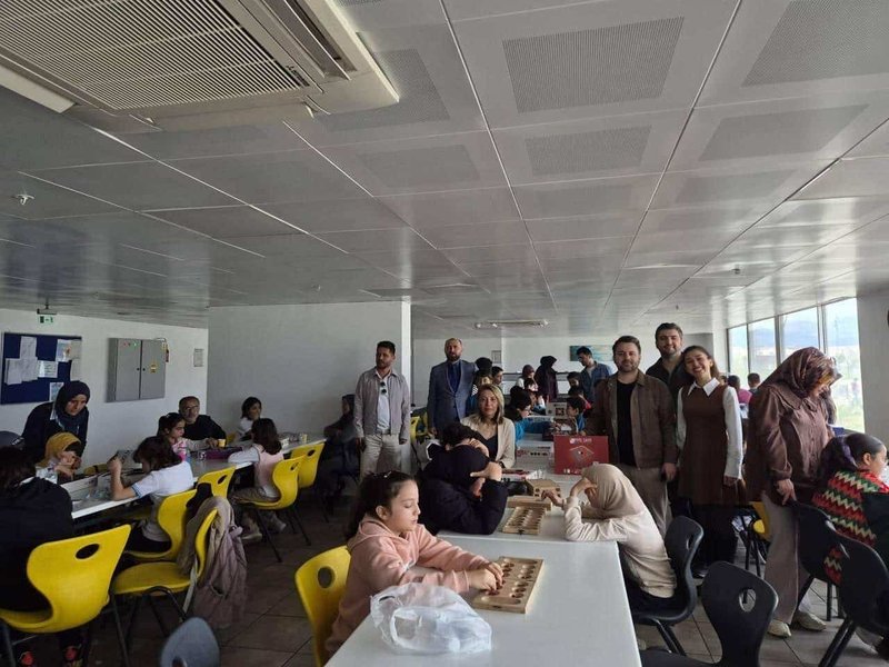 Kaş'ta Akıl ve Zeka Oyunları Turnuvası Tamamlandı, Dereceye Girenler İl Birinciliğine Gidiyor - Görsel 5