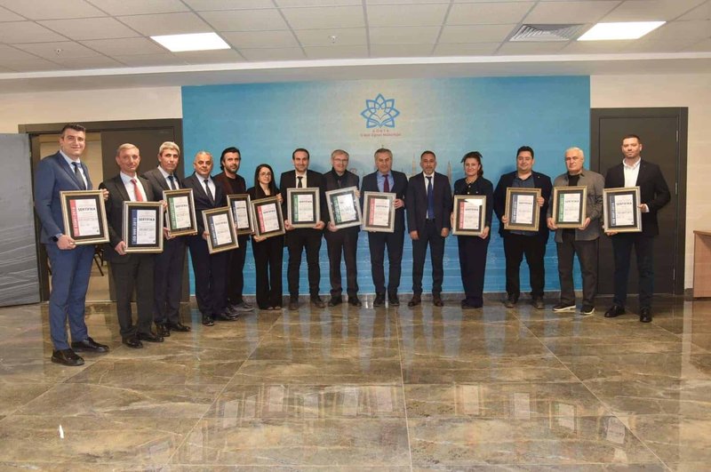 Konya İl Milli Eğitim Müdürü Murat Yiğit'ten Okullara ISO Sertifikaları - Görsel 3