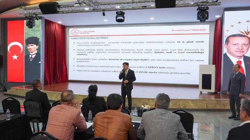 Mersin İl Milli Eğitim Müdürü'nden Disiplin, Ödül ve Etik Semineri Değerlendirmesi - Görsel 2