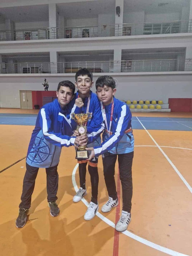 Oğuzeli'nden Tırmanışta Büyük Başarı: İl Birinciliği'nde Derecelerle Döndüler - Görsel 2