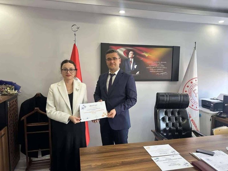 Çatalzeytin'de eTwinning Başarısı: İlçe Milli Eğitim Müdürü Öğretmenleri Tebrik Etti - Görsel 2