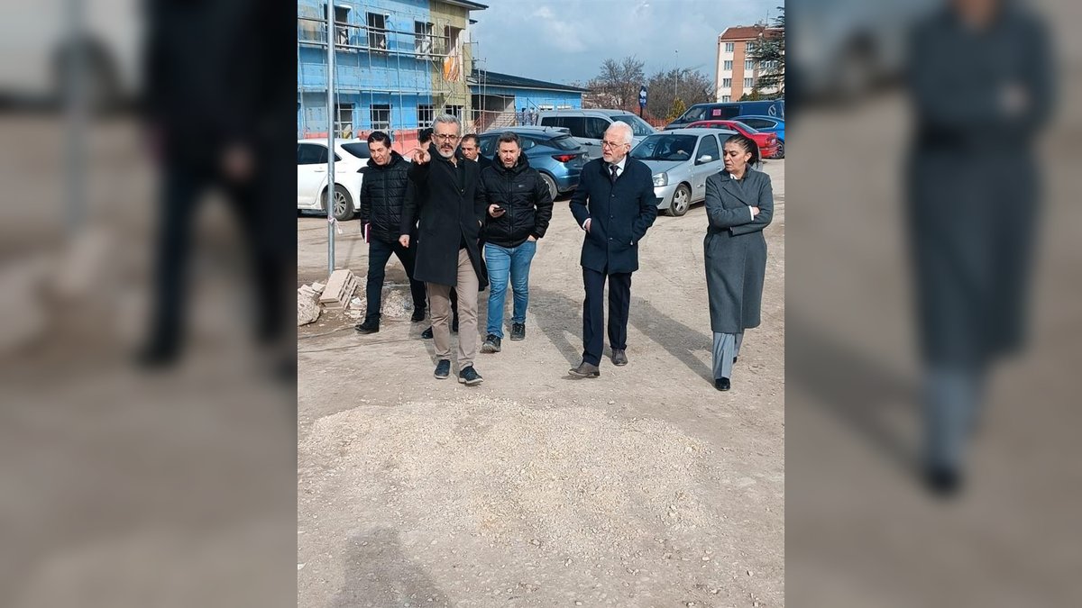 Eskişehir Sağlık İl Müdürlüğü'nden Yunus Emre Devlet Hastanesi Ek Hizmet Binası Alanlarında İnceleme