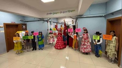 Kaymakam Şahin'den Yunus Emre İlkokulu'na Ziyaret ve Sıfır Atık Defilesi