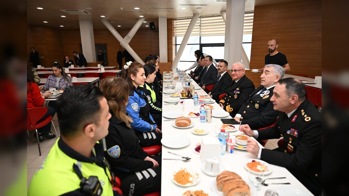 Vali Aktaş, Polis Teşkilatı'nın 181. Yıl Dönümünde Emniyet Personeliyle Buluştu