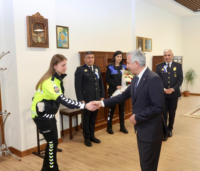 Vali Ünlüer, Polis Haftası Kapsamında Emniyet Teşkilatını Kabul Etti - Görsel 4