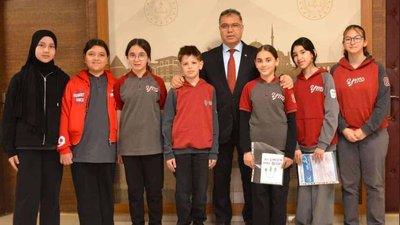 Yozgat'ta Erasmus+ Öğrencileri İl Milli Eğitim Müdürü Altınkaynak'ı Ziyaret Etti