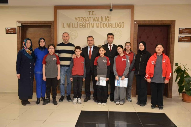 Yozgat'ta Erasmus+ Öğrencileri İl Milli Eğitim Müdürü Altınkaynak'ı Ziyaret Etti - Görsel 2