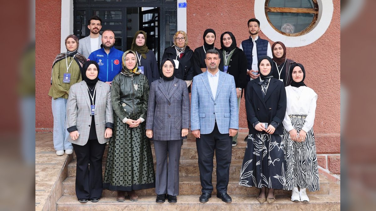 AK Parti Milletvekili Yazmacı'dan Gençlere Liderlik Vurgusu