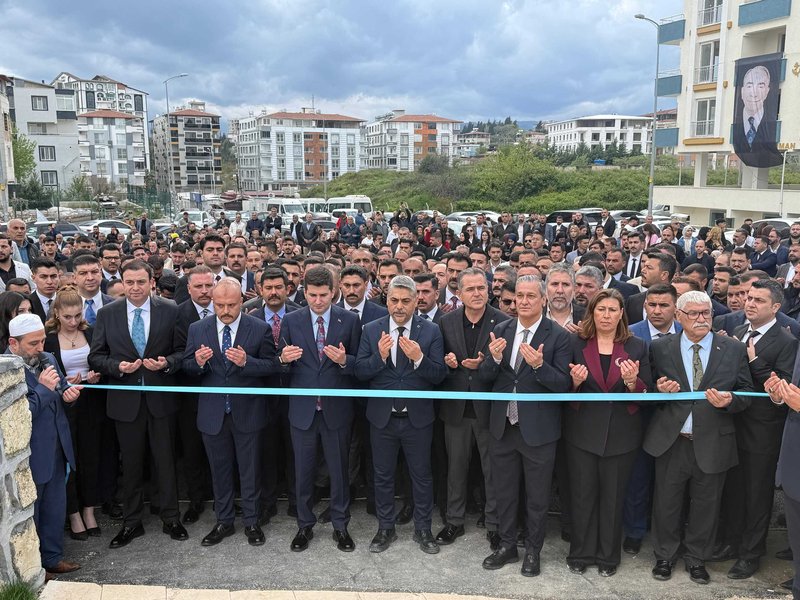 Antakya'da Ülkü Ocakları Hatay İl Başkanlığı Açıldı - Görsel 5