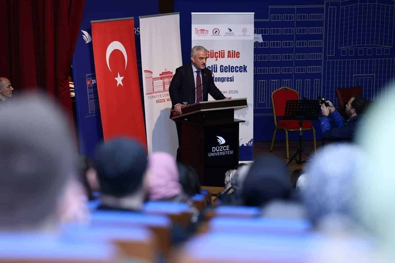 Düzce'de Güçlü Aile, Güçlü Gelecek Kongresi'nin İlk Günü Tamamlandı - Görsel 3