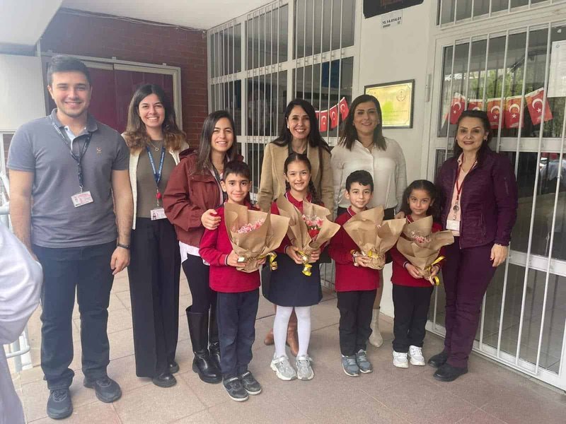 Gaziemir'de 'Ağız ve Diş Sağlığı Projesi' Öğrenci Eğitimleri Devam Ediyor - Görsel 2