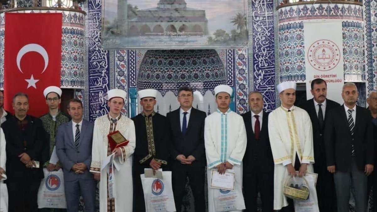 Genç Hatipler Hutbe Okuma Yarışması'nın 6. Bölge Finali Hatay'da Yapıldı