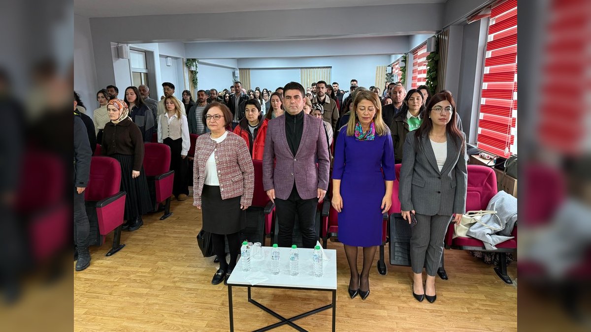 Hakkâri'de 12. Eğitim Şenliği Başladı: 300 Öğretmen Katıldı