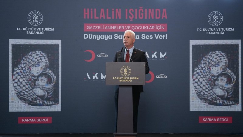 İstanbul'dan Gazze'ye Sanat Köprüsü: 'Hilalin Işığında' Sergisi Açıldı - Görsel 3
