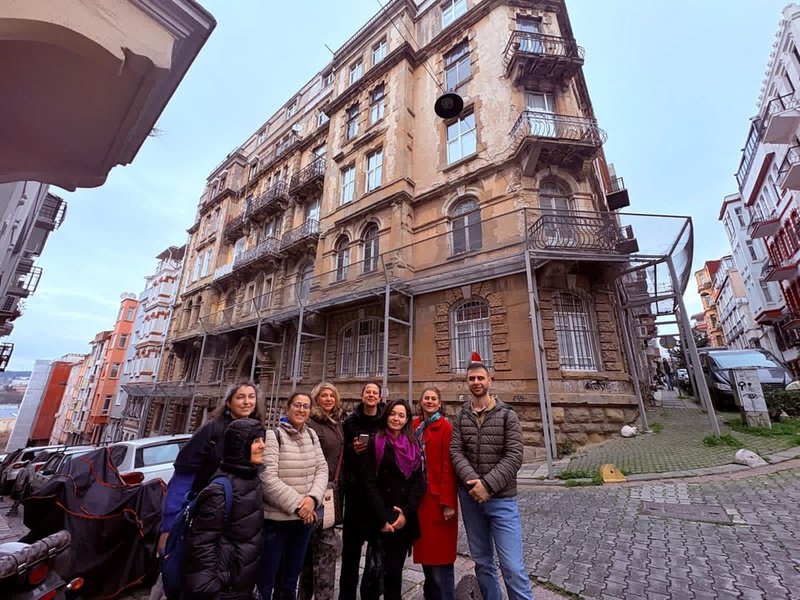 Kadıköy'de Mekân Okuma Atölyesi: Tarih ve Kültür Öğrencilerle Buluştu - Görsel 2