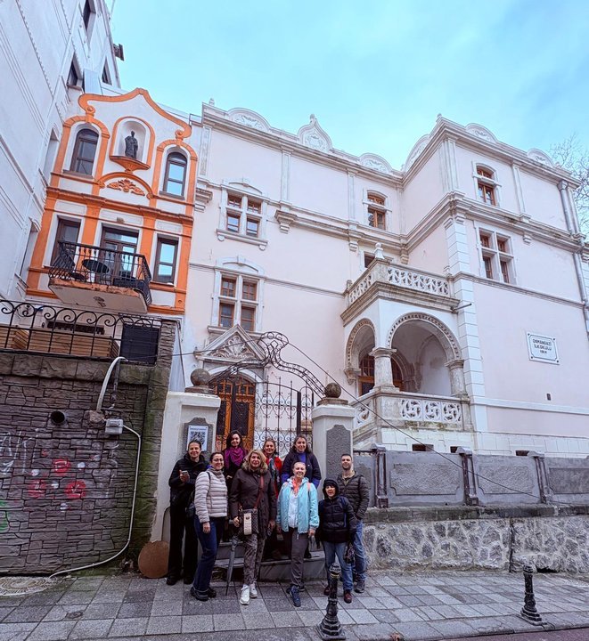 Kadıköy'de Mekân Okuma Atölyesi: Tarih ve Kültür Öğrencilerle Buluştu - Görsel 3