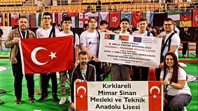 Kırklareli'nden Dünya Şampiyonluğu: Mimar Sinan MTAL Öğrencileri Robot Yarışmasında Zirvede