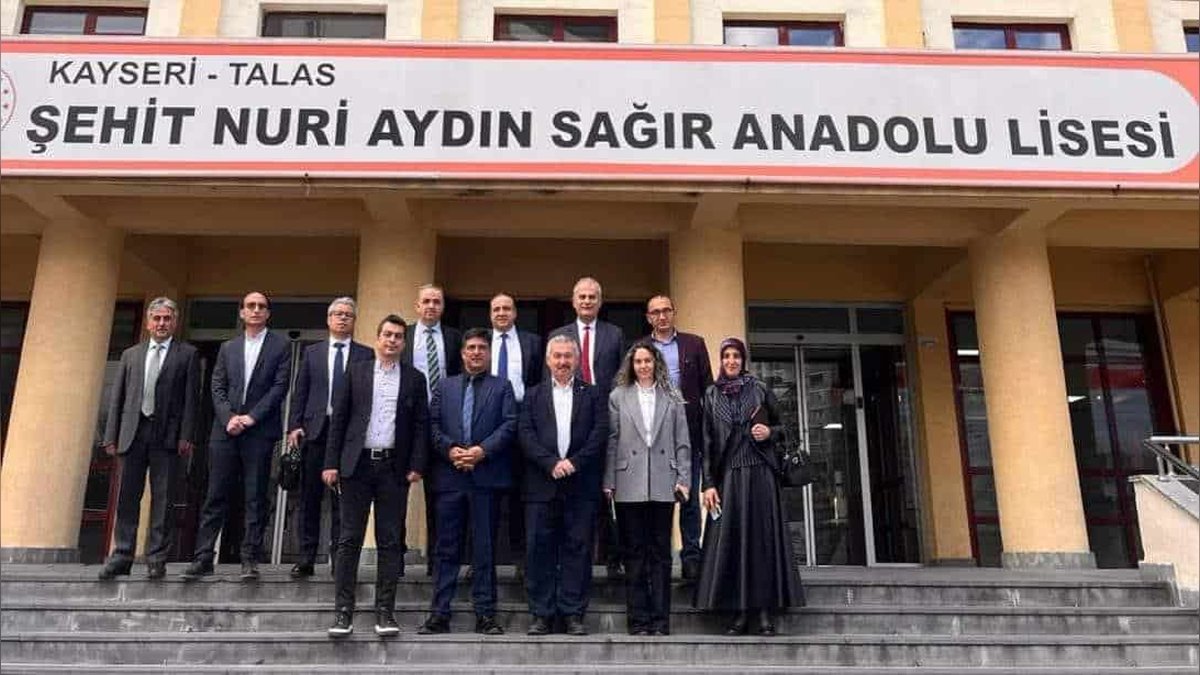 Talas İlçe Milli Eğitim Müdürlüğü'nden Lise Müdürleri Toplantısı: Eğitimde Kalite Vurgusu