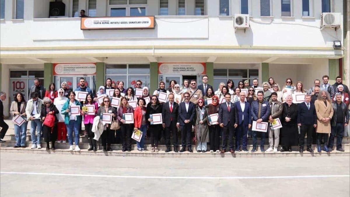 Tekirdağ ve İstanbul'dan Öğretmenler Buluştu: Mesleki Gelişim ve Kültürel Paylaşım