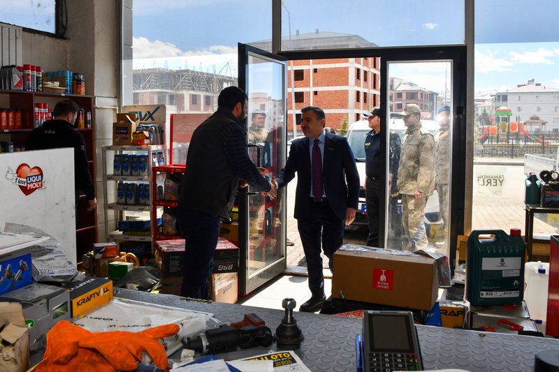 Vali Cevdet Atay Kelkit'te Üretim ve İstihdam Alanlarını İnceledi - Görsel 3