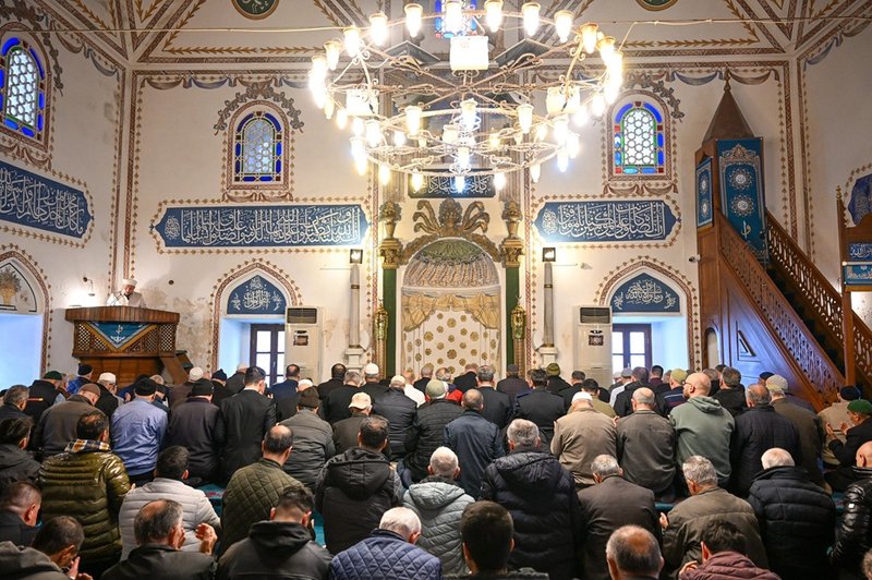 Vali Turan Polis Haftası Kapsamında Mevlid-i Şerif Programına Katıldı - Görsel 2