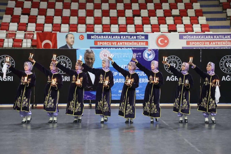 Ağrı Spor Lisesi Halk Oyunlarında Bölge Birincisi Oldu - Görsel 2