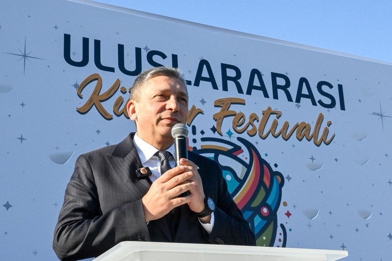 Antalya Valiliği'nden Uluslararası Kültür Festivali: Dünyanın Renkleri Akdeniz Üniversitesi'nde Buluştu - Görsel 2