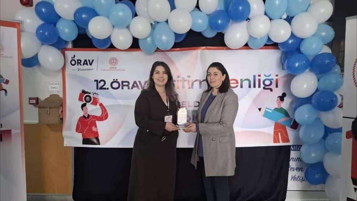 Çorum'da 'Mutlu Öğretmen, Mutlu Öğrenci' Eğitim Şenliği Coşkusu