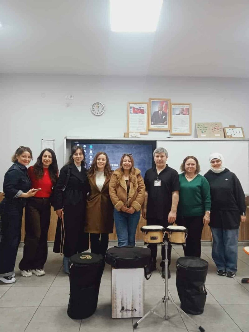 Çorum'da 'Mutlu Öğretmen, Mutlu Öğrenci' Eğitim Şenliği Coşkusu - Görsel 2