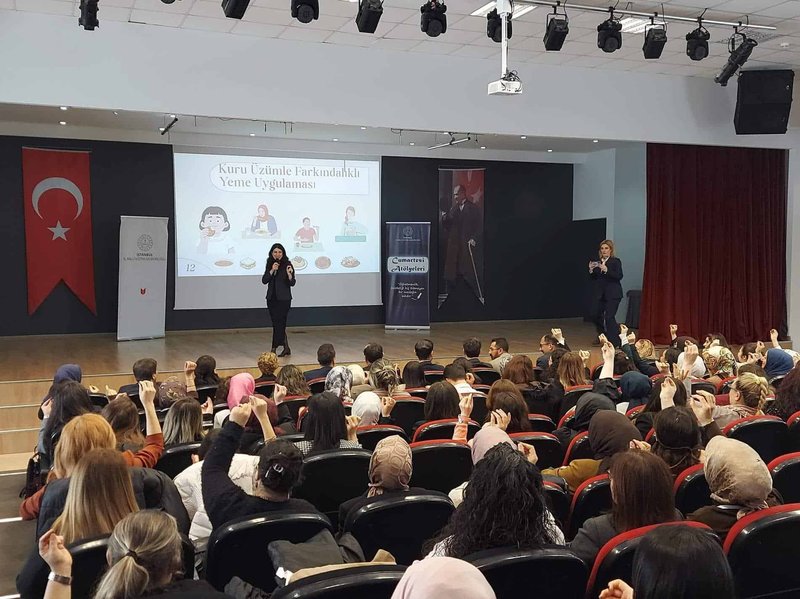 Esenyurt'ta Cumartesi Atölyeleri Öğretmenlerle Buluştu - Görsel 2