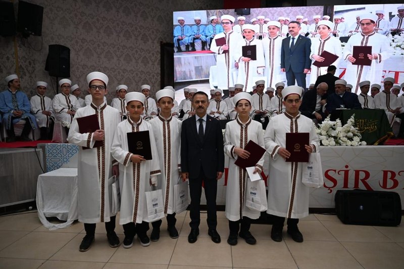 Vali Aktaş, 41 Hafızın İcazet Merasimine Katıldı - Görsel 4