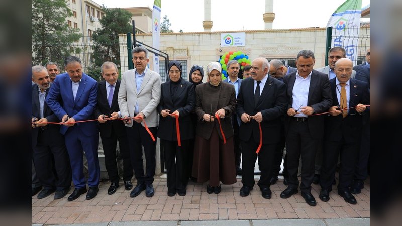 AK Parti Şanlıurfa Milletvekili Cevahir Asuman Yazmacı, Mutlu Yuva Derneği'nin Yeni Binasını Açtı