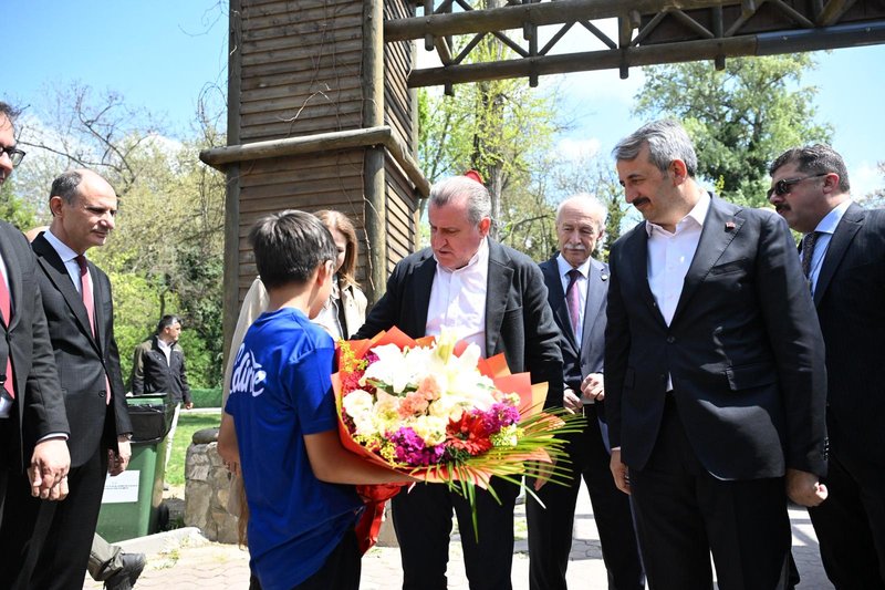 Edirne Genç Kart Tanıtıldı: Spor ve Akademik Başarıya Teşvik - Görsel 4