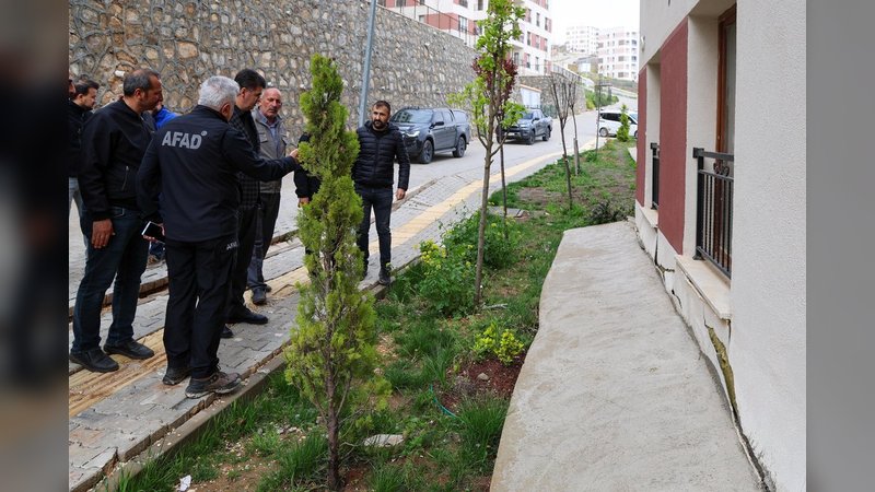 Kilis'te Yoğun Yağış Sonrası Vali Kalaylı İncelemelerde Bulundu