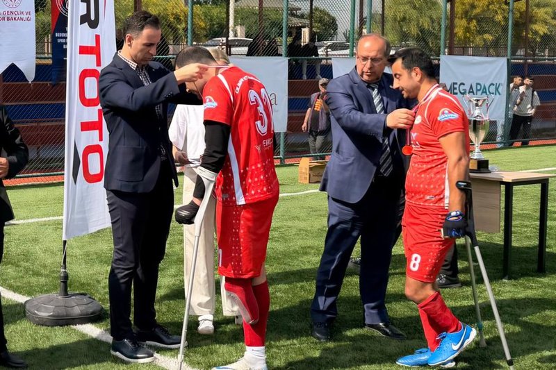 Mersin Olimpik Yetenekler SK, Ampute Futbol'da Sezonu 3. Sırada Tamamladı - Görsel 2