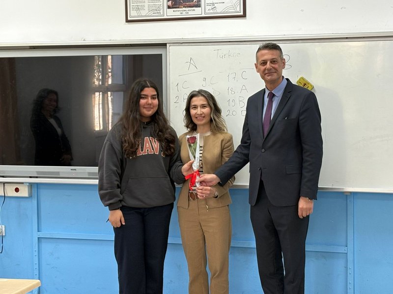 Bodrum İlçe Milli Eğitim Müdürü Özcan Kuşcu, Cumhuriyet Ortaokulu'nda Öğrencilerle Buluştu - Görsel 5