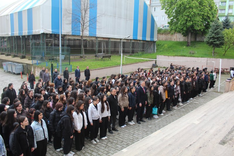 Fatsa İlçe Milli Eğitim Müdürü Suat Evin, Kız Mesleki ve Teknik Anadolu Lisesi'nde Değerlendirmelerde Bulundu - Görsel 2