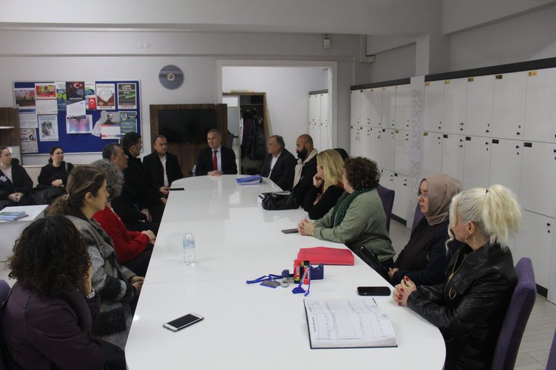 Fatsa İlçe Milli Eğitim Müdürü Suat Evin, Kız Mesleki ve Teknik Anadolu Lisesi'nde Değerlendirmelerde Bulundu - Görsel 4