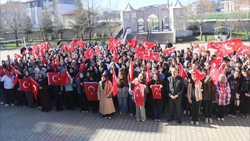 Kütahya'da Okul Saldırılarında Hayatını Kaybedenler Anıldı