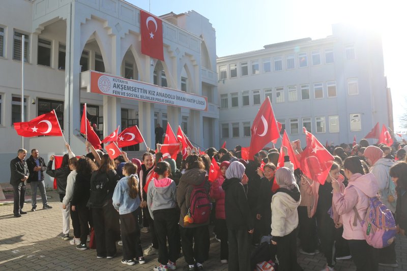 Kütahya'da Okul Saldırılarında Hayatını Kaybedenler Anıldı - Görsel 3