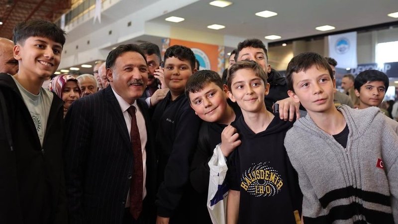 Melikgazi'de Kitap Dolu Günler Başladı: 8. Kayseri Kitap Fuarı Açıldı - Görsel 5