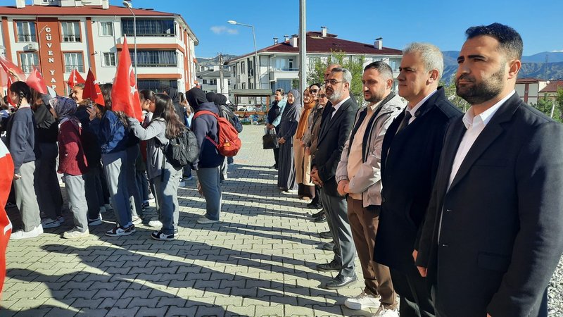 Tosya'da Okullar Bayraklarla Donatıldı, Birlik ve Beraberlik Vurgulandı - Görsel 5