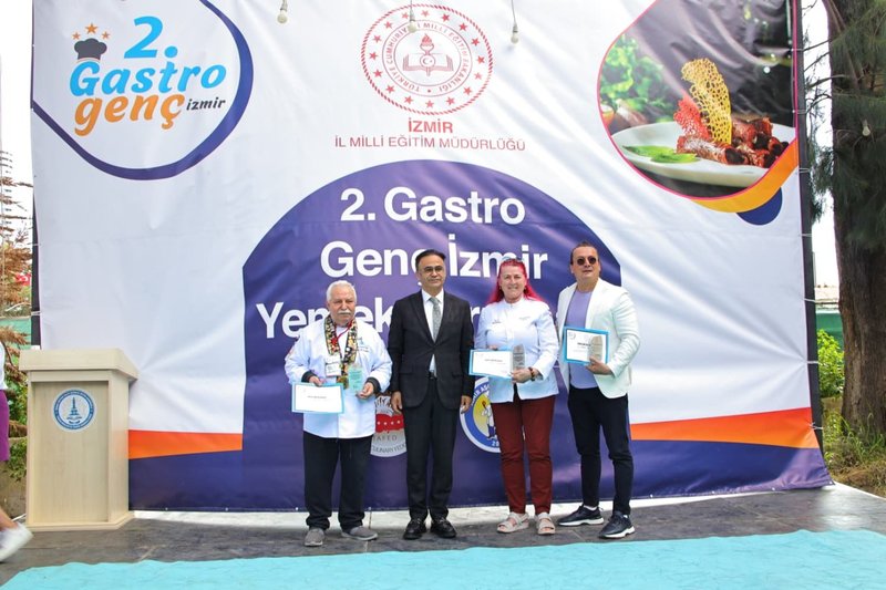Geleceğin Şefleri İzmir'de Buluştu: 'Gastro Genç İzmir Yemek Yarışması-2' Tamamlandı - Görsel 5